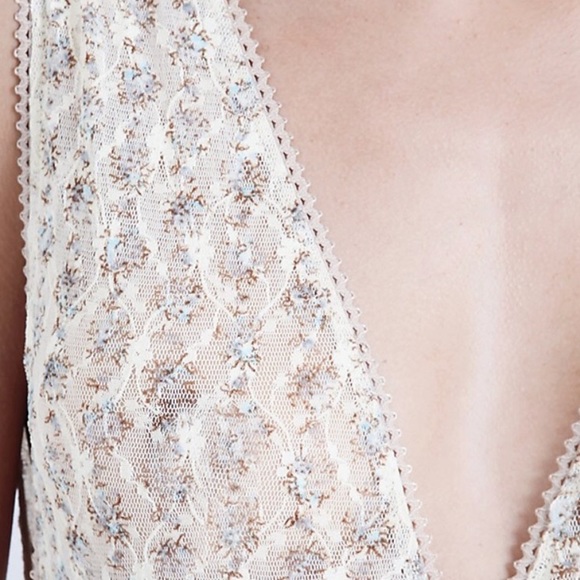 New Daydream Nation Strangers Bodysuit - Picture 6 of 6